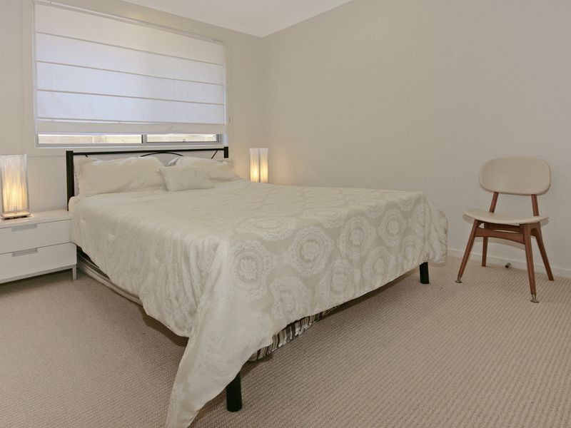 7 Griffiths Run, Broulee NSW 2537