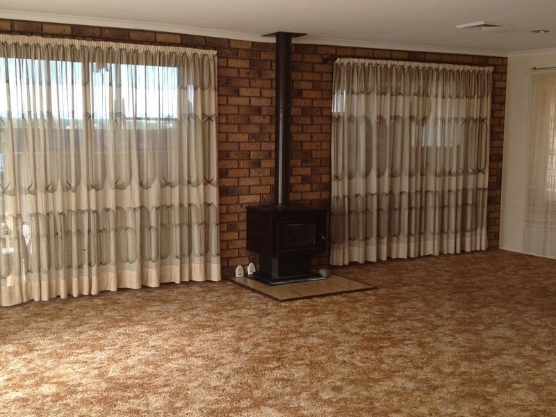 22 Hawdon Street, Moruya NSW 2537