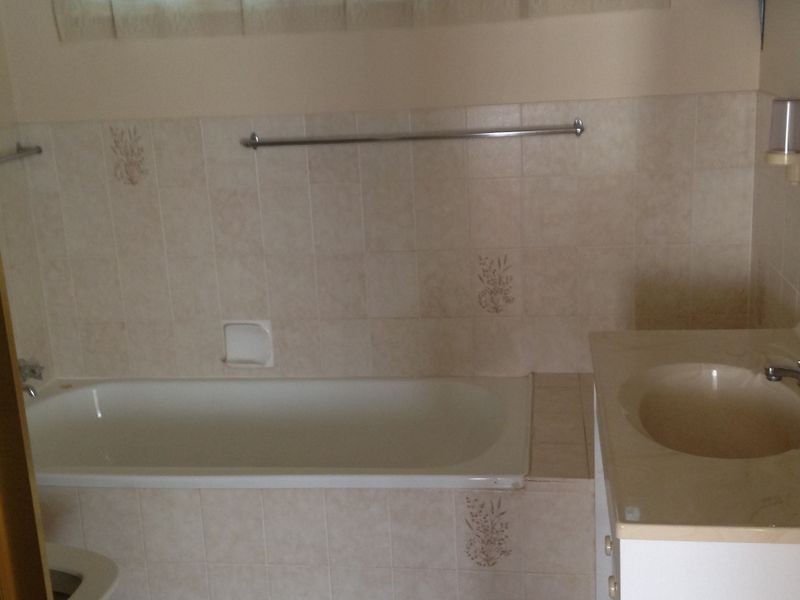 22 Hawdon Street, Moruya NSW 2537