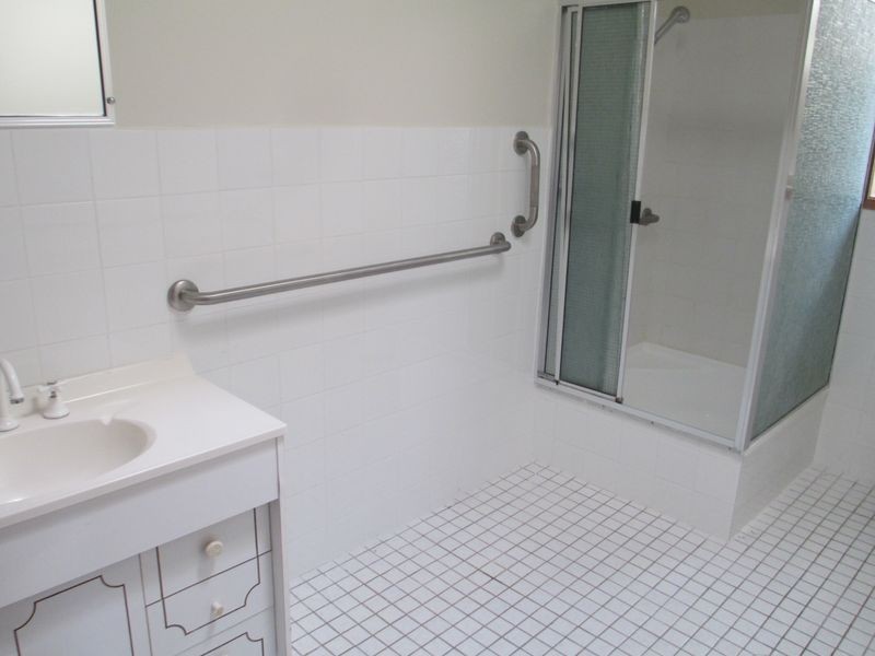 24 Millers Crescent, Moruya Heads NSW 2537