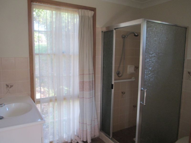 24 Millers Crescent, Moruya Heads NSW 2537