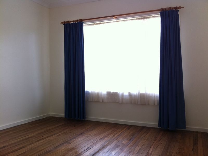 16 Luck St, Moruya NSW 2537