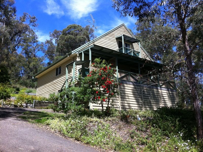 5B Ted Hunt Terrace, Moruya NSW 2537