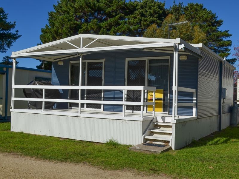 Cabin 58 Tomago River Caravan Park, Tomakin NSW 2537