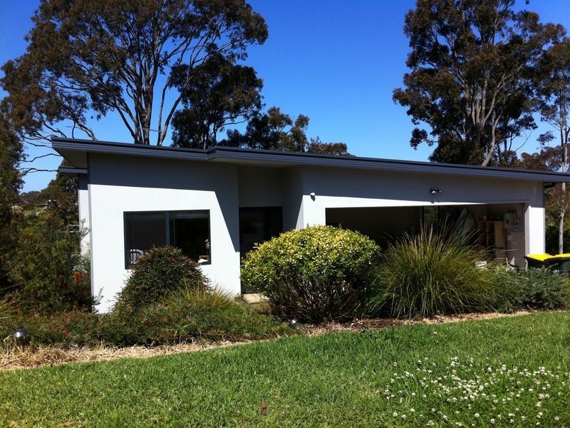 8 Hazel Rd, Moruya Heads NSW 2537