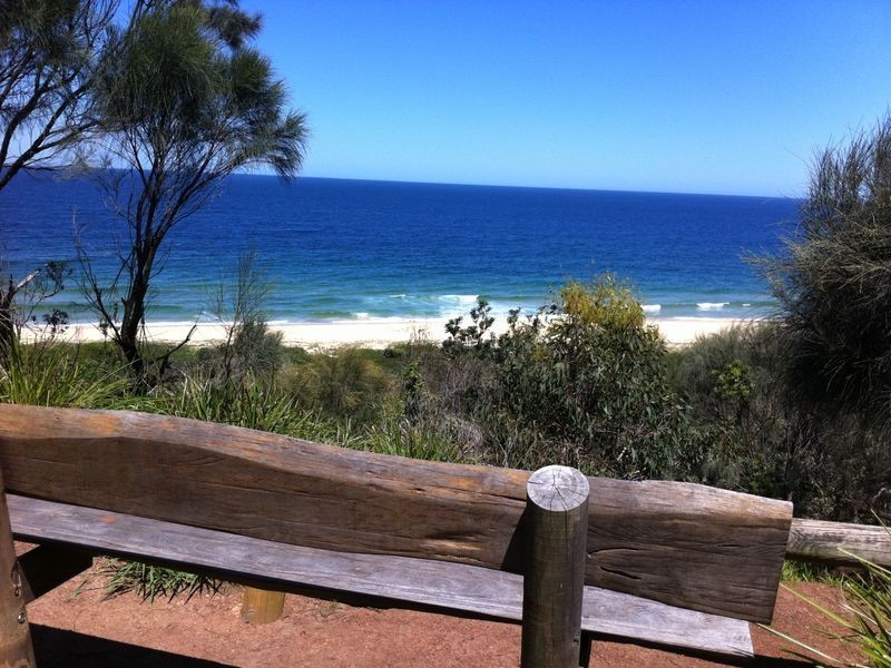 20 Point Parade, Congo NSW 2537