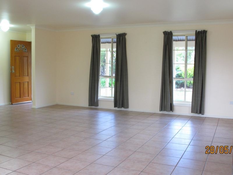 28 Janari Close, Moruya NSW 2537