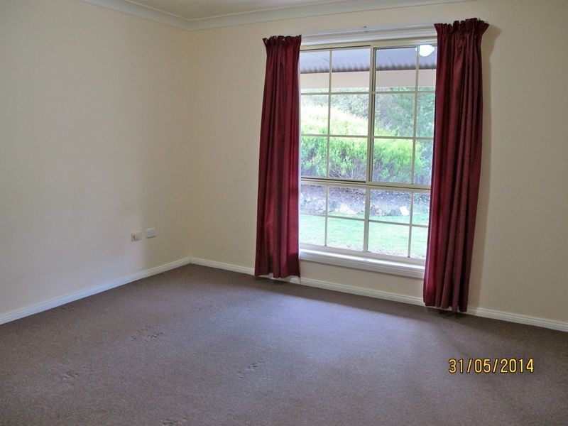 28 Janari Close, Moruya NSW 2537