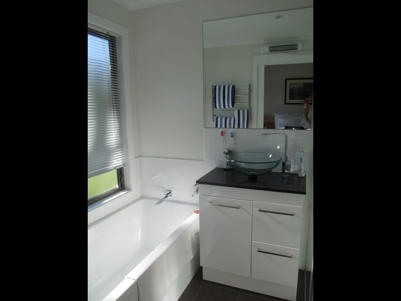 25 The Anchorage, Moruya Heads NSW 2537