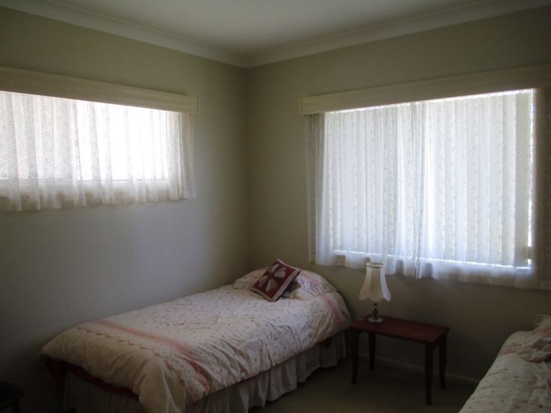 27 Murray Street, Moruya NSW 2537