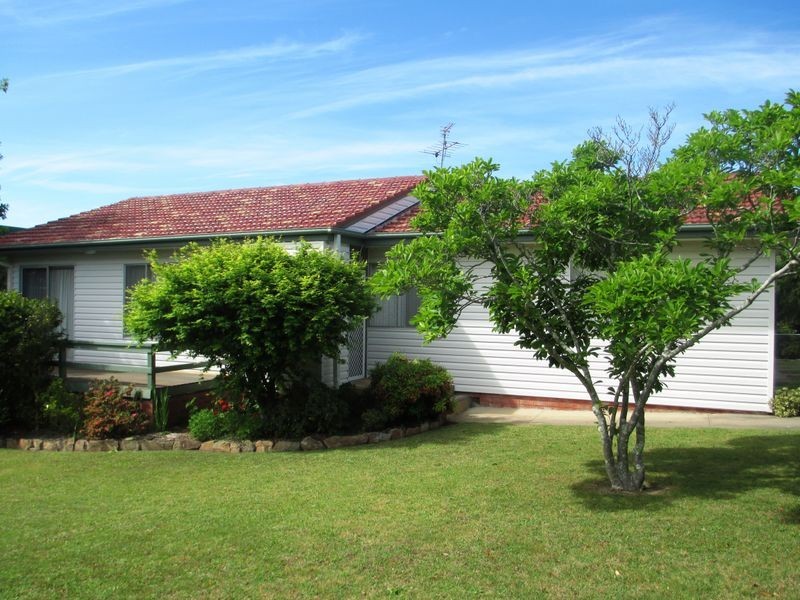 27 Murray Street, Moruya NSW 2537