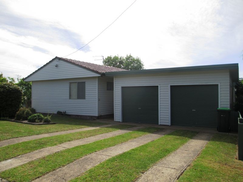 27 Murray Street, Moruya NSW 2537