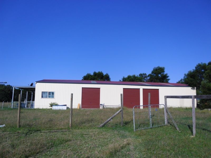 175 Noggarula Drive, Moruya NSW 2537