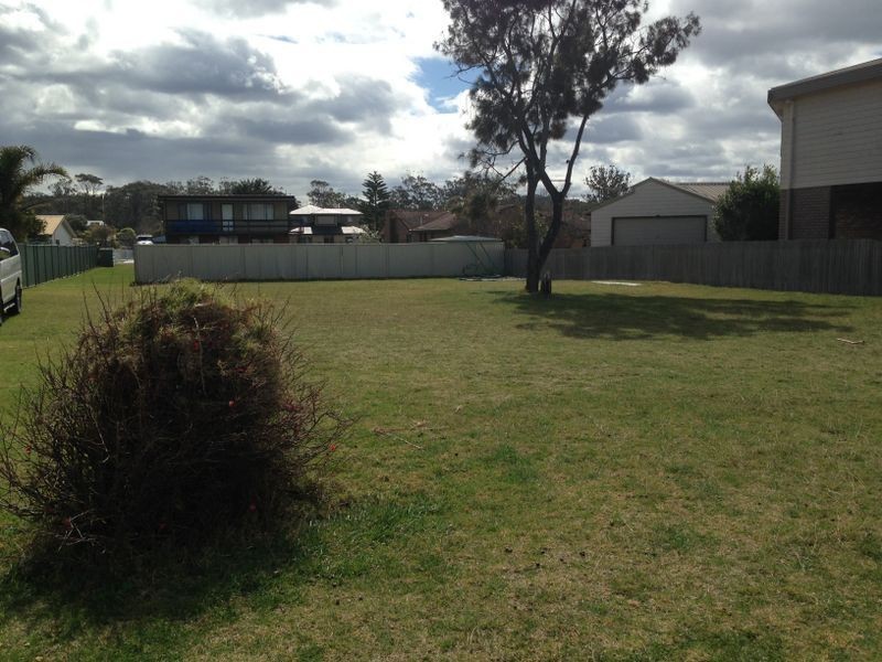 20 Maloneys Drive, Maloneys Beach NSW 2536