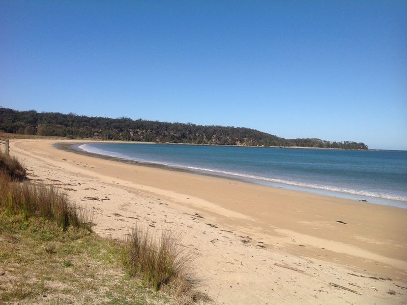 20 Maloneys Drive, Maloneys Beach NSW 2536