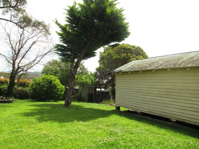25 Evans Street, Moruya NSW 2537