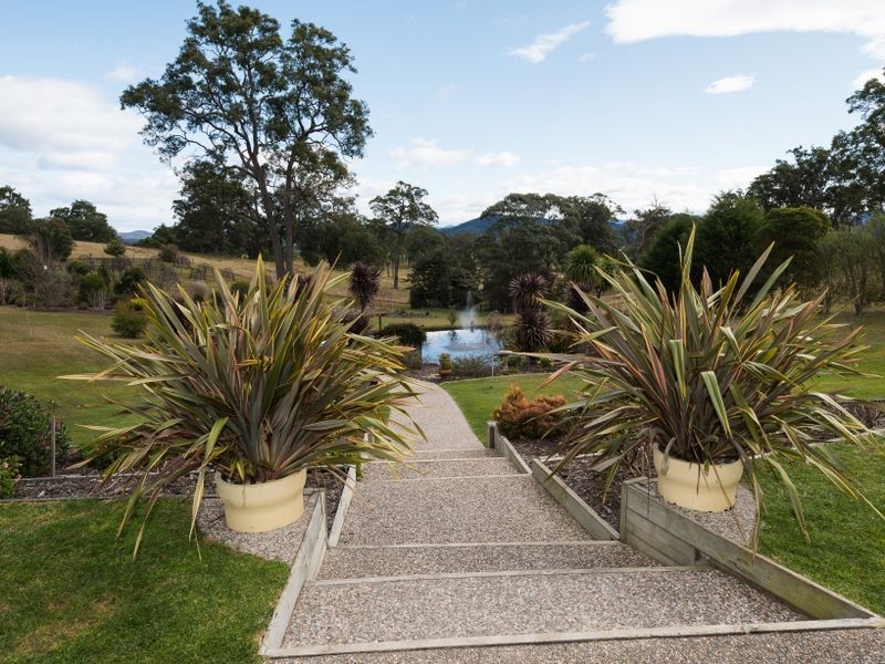 21 Blue Wren Place, Bodalla NSW 2545