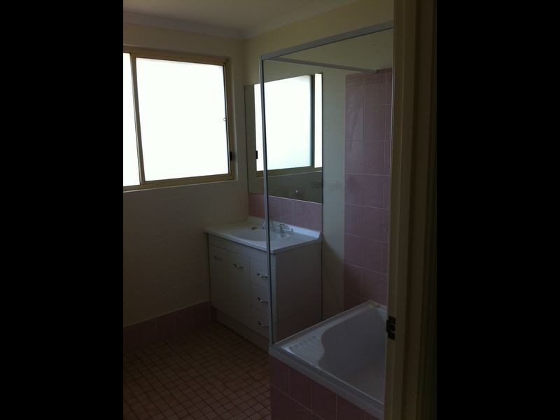 12 Coogee St, Tuross Head NSW 2537