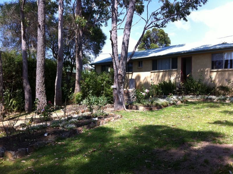 12 Coogee St, Tuross Head NSW 2537