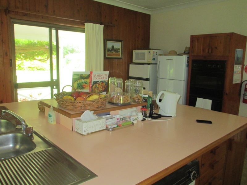 1883 Araluen Road, Moruya NSW 2537