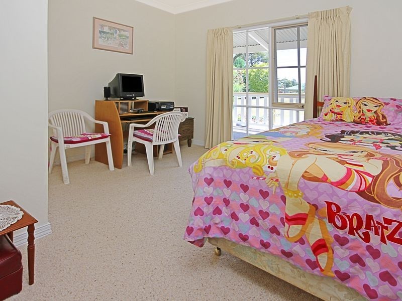 38 Narambi Close, Moruya NSW 2537
