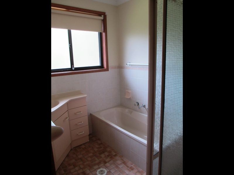 1 Panorama Parade, Moruya NSW 2537