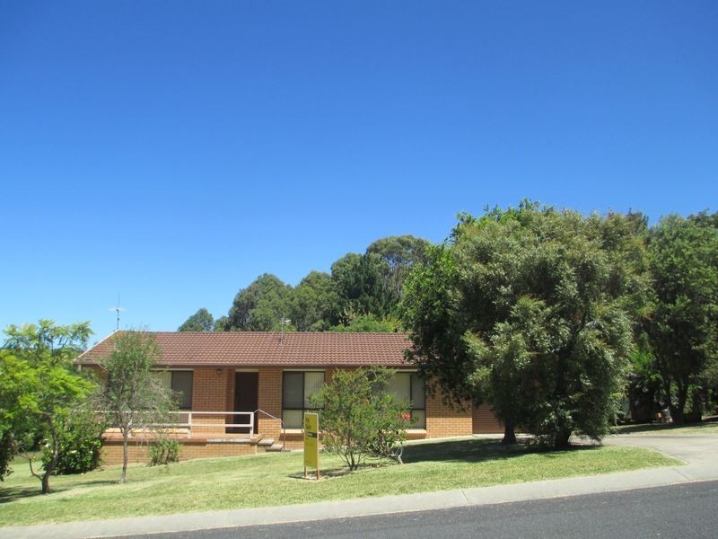 1 Panorama Parade, Moruya NSW 2537