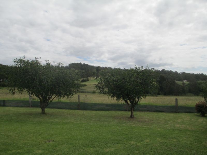 11 Wattlebark Place, Moruya NSW 2537