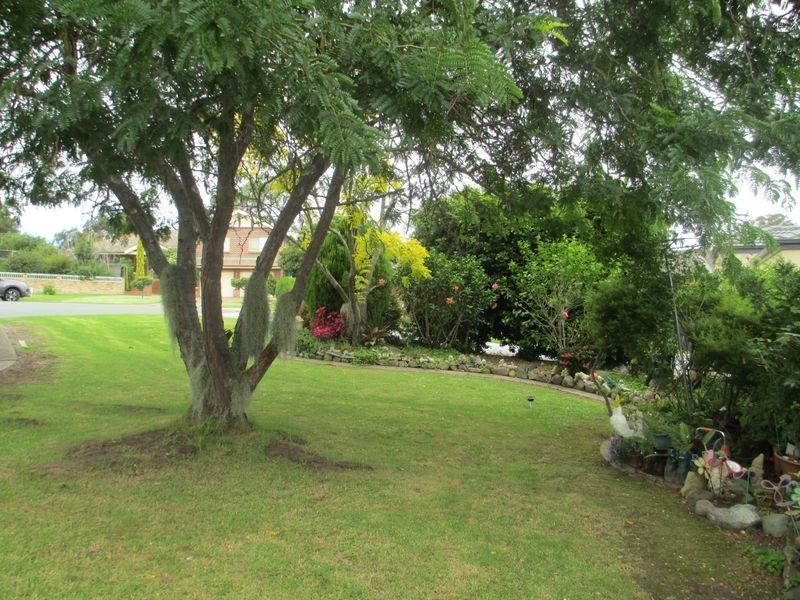11 Wattlebark Place, Moruya NSW 2537