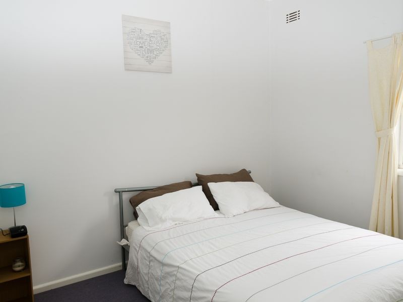 4 Sutcliffe Street, Bodalla NSW 2545