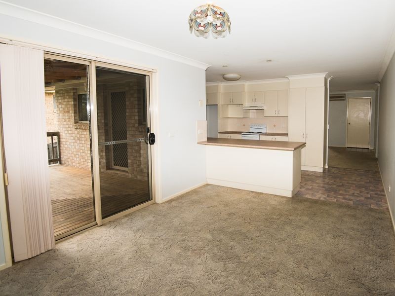 9 Panorama Parade, Moruya NSW 2537