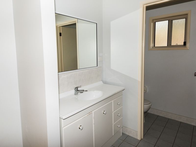 9 Panorama Parade, Moruya NSW 2537