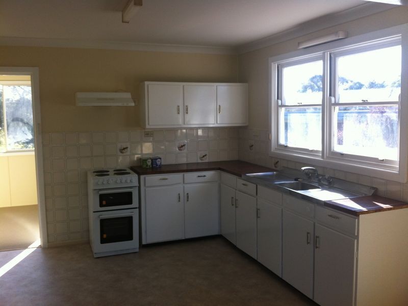 34 Murray St, Moruya NSW 2537