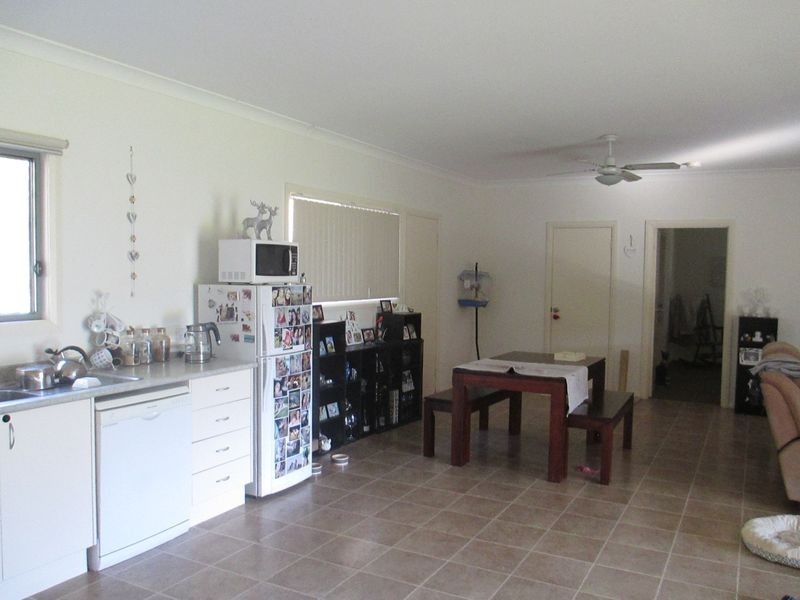 8 Dwyers Creek Road, Moruya NSW 2537
