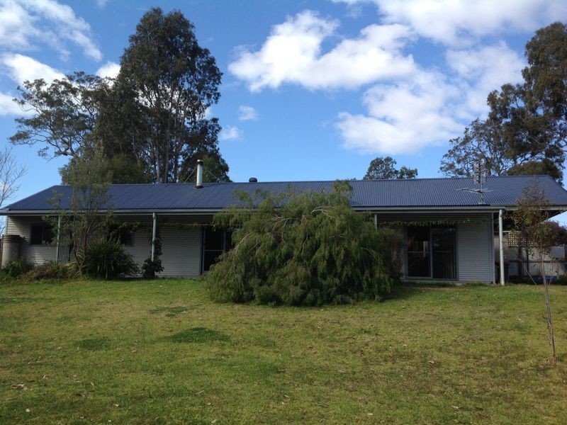 8 Dwyers Creek Road, Moruya NSW 2537