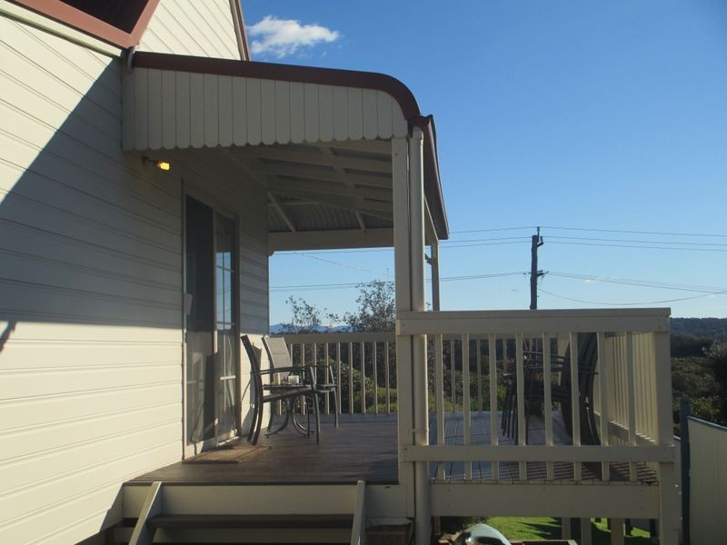 16 Charles Moffit Drive, Moruya Heads NSW 2537