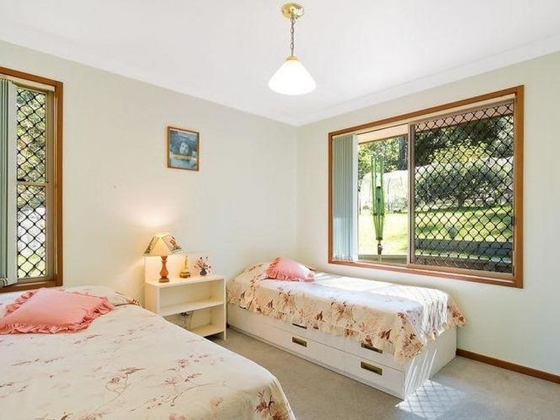 41 Woodlands Way, Moruya NSW 2537