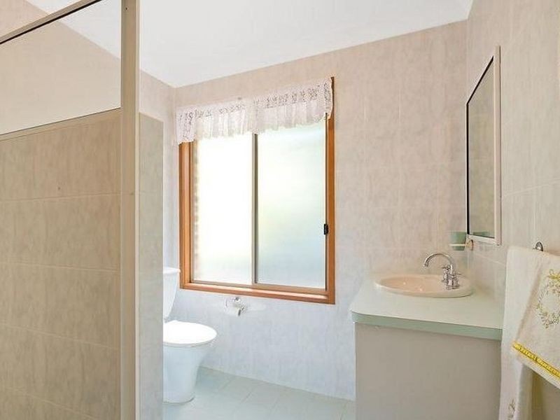 41 Woodlands Way, Moruya NSW 2537