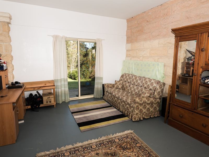 3 Cutharich Place, Moruya NSW 2537