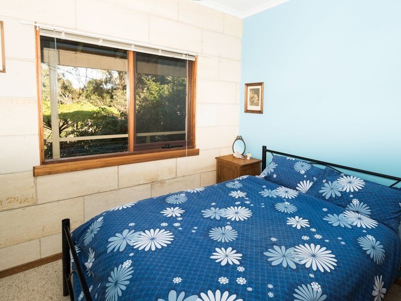 3 Cutharich Place, Moruya NSW 2537