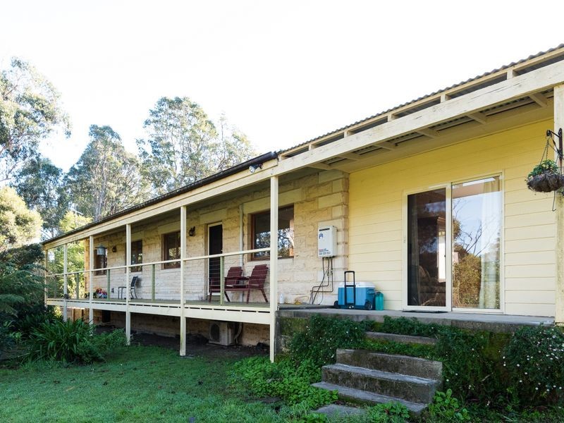 3 Cutharich Place, Moruya NSW 2537