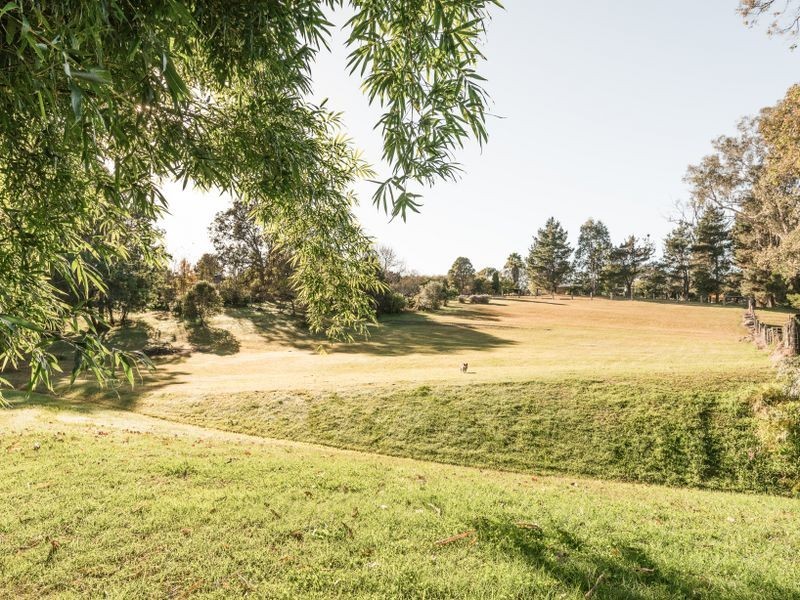 3 Cutharich Place, Moruya NSW 2537