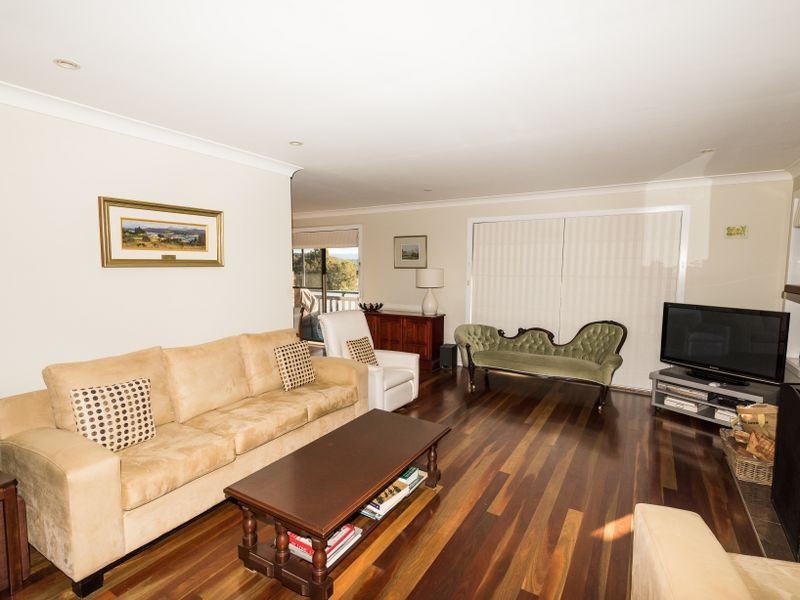 27 Elizabeth Street, Moruya Heads NSW 2537