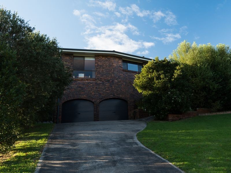 27 Elizabeth Street, Moruya Heads NSW 2537