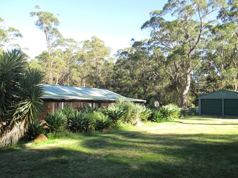 5 Ross Place, Bingie NSW 2537