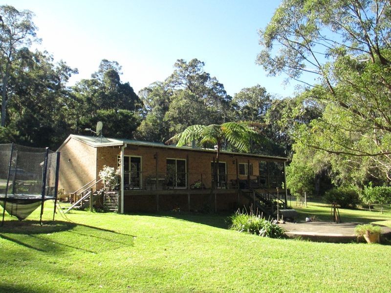 5 Ross Place, Bingie NSW 2537