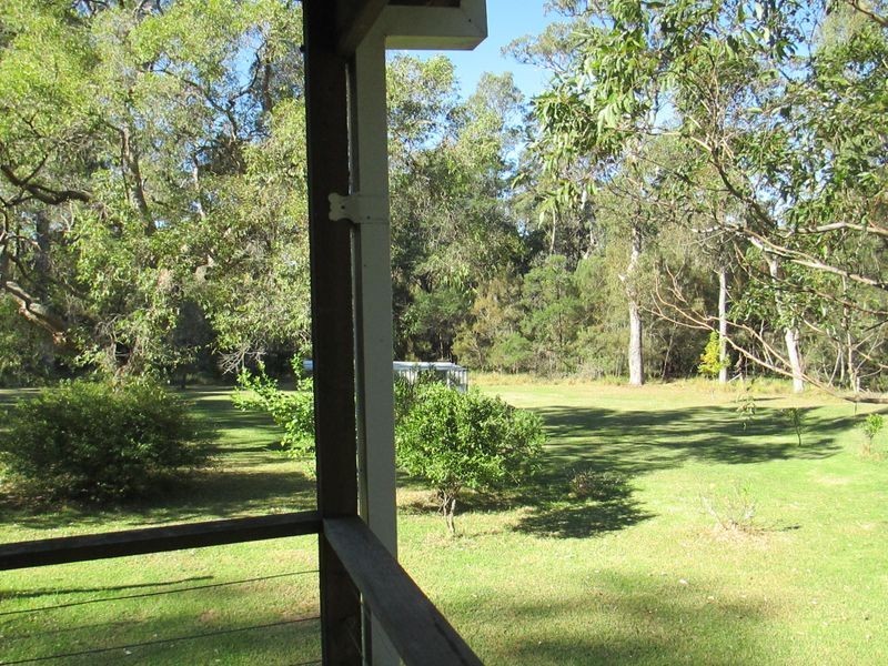 5 Ross Place, Bingie NSW 2537