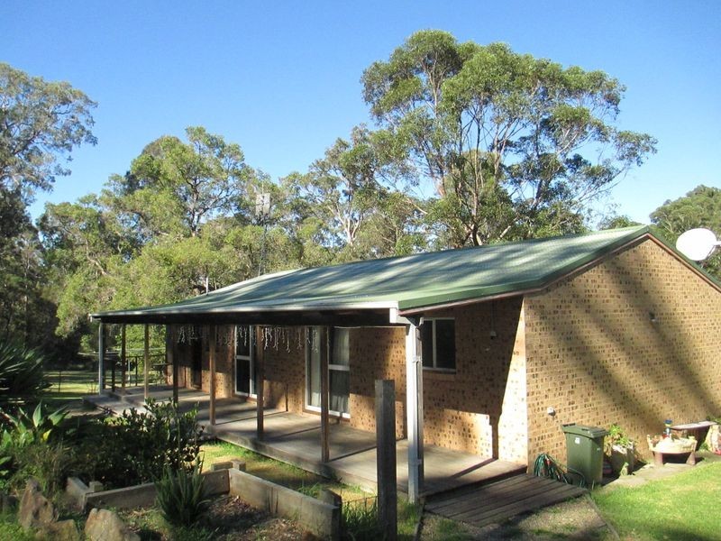 5 Ross Place, Bingie NSW 2537