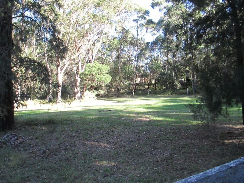 5 Ross Place, Bingie NSW 2537