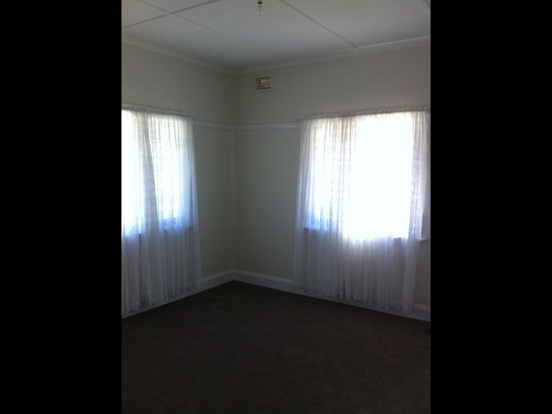 84 Murray St, Moruya NSW 2537